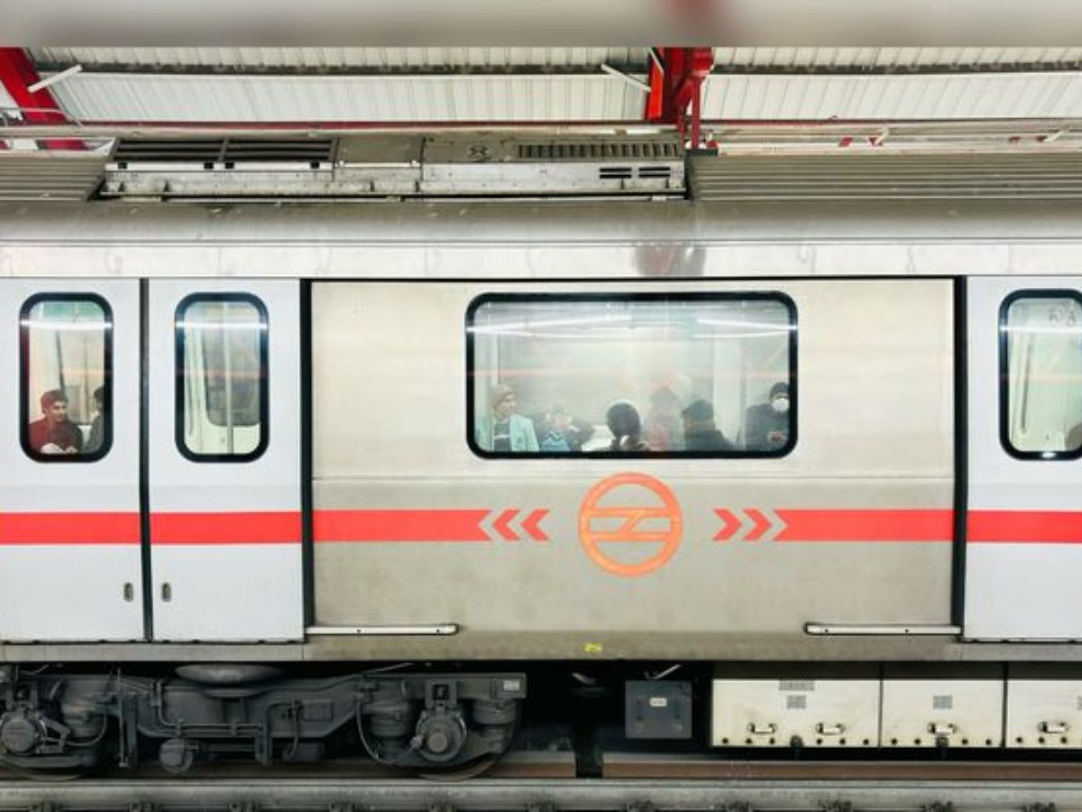 delhi-metro-lines-to-help-you-travel-easy-for-students-and-office-goers Delhi Metro Lines To Help You Travel Easy For Students And Office Goers - Photo Gallery