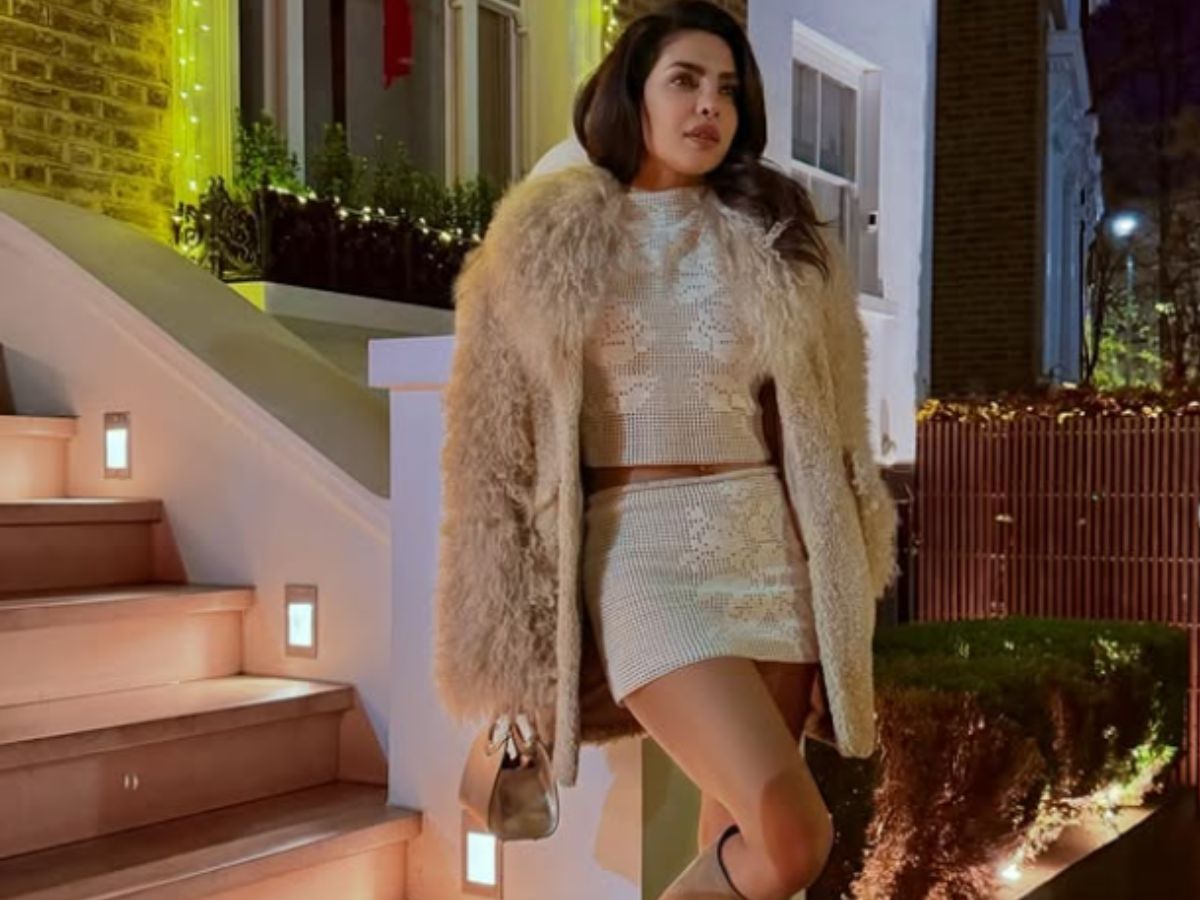 top-7-priyanka-chopra-inspired-fashion-looks-for-your-birthday-outfits-to-make-your-party-wardrobe-stylish Top 7 Priyanka Chopra-Inspired Fashion Looks for Your Birthday Outfits - Photo Gallery