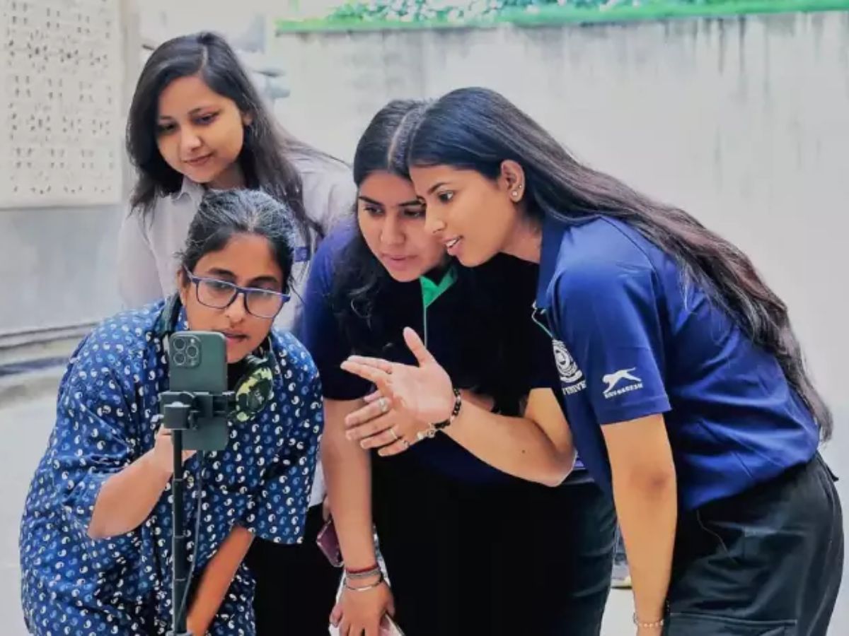 Canteens, Fests And Friendships: The Real Reasons Students Love College – In Pics - Photo Gallery