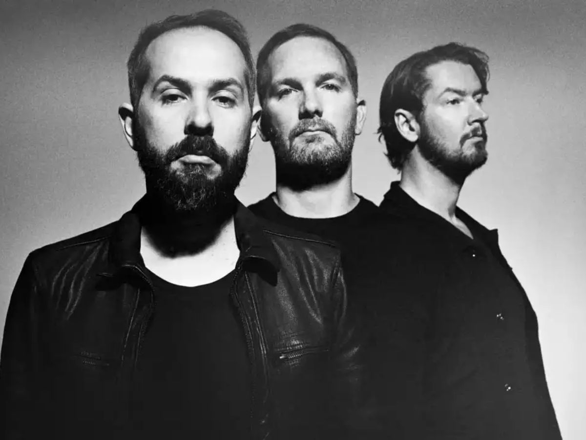 Check These 5 Upcoming Concerts in India Worth Travelling For: Coldplay, Travis Scott, Enrique & More in 2025 - Photo Gallery