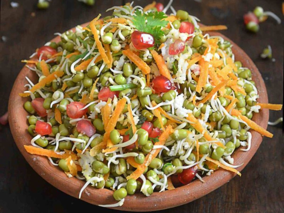 five-enjoyable-healthy-chai-snacks-you-must-try Sprouts chaat is a fresh and Nutritious snack (Image Credit - Pinterest) - Photo Gallery
