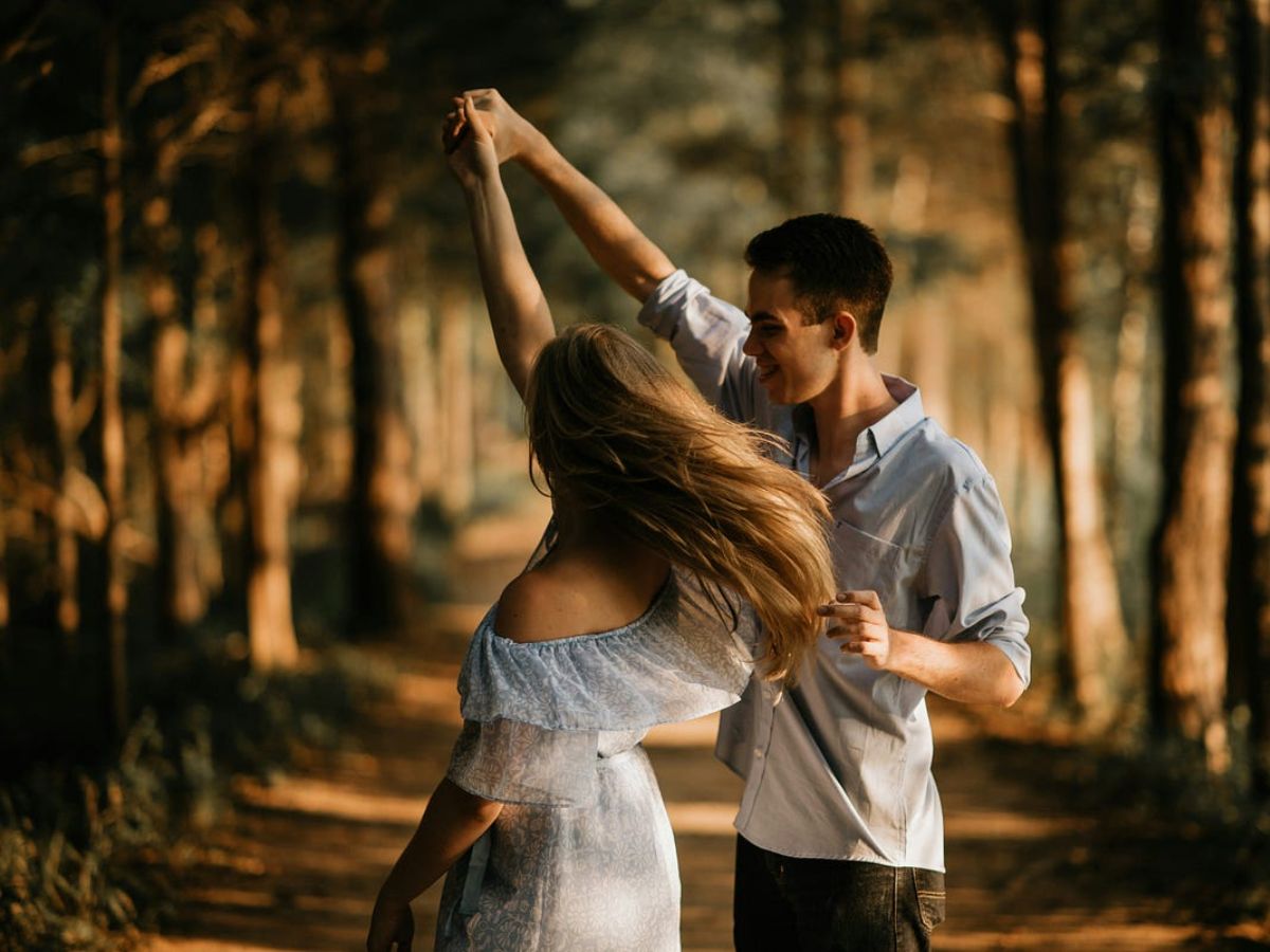 6 Weekday Habits of People in the Happiest Relationships - Photo Gallery