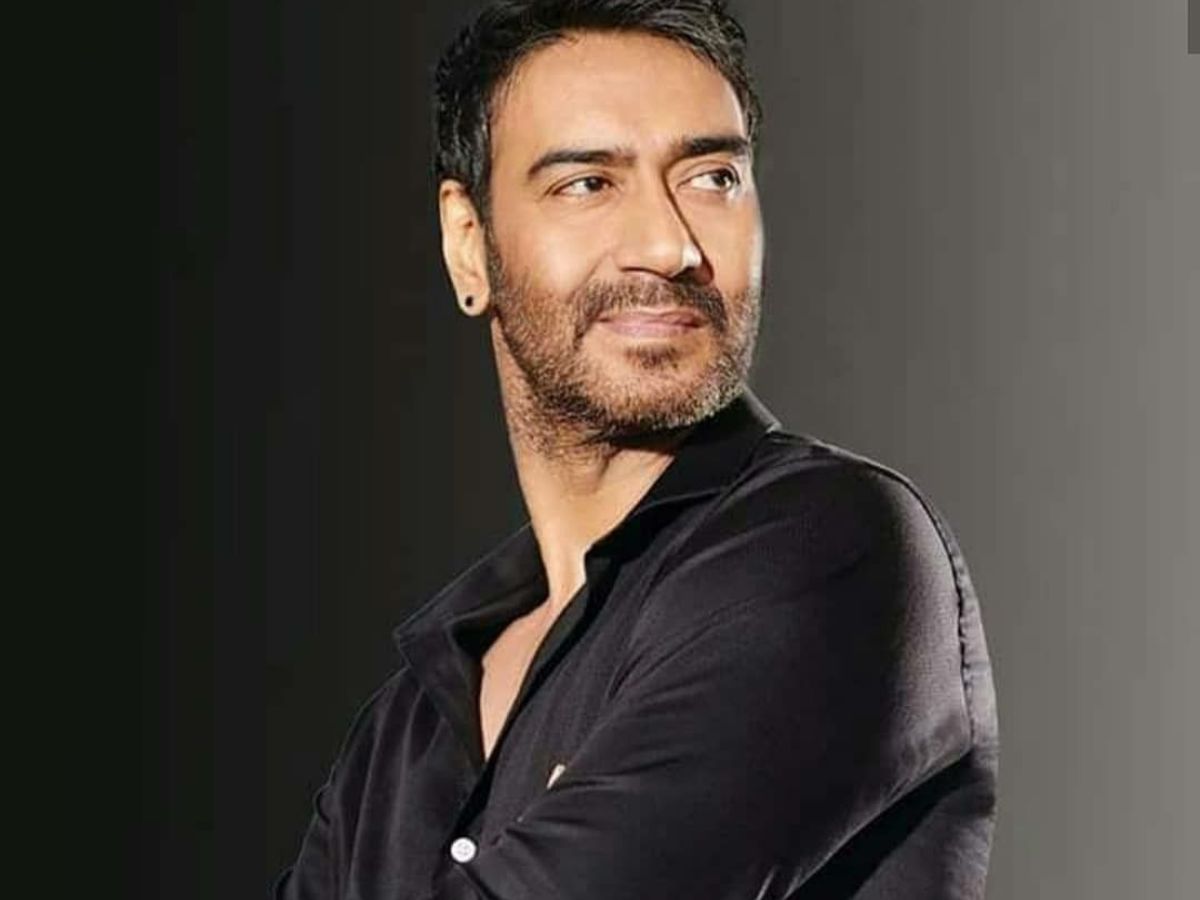 ajay-devgans-iconic-dance-moves-viral-on-social-media-made-fans-crazy-recent-song-pehla-tu-duja-tu-got-a-lot-of-fame How Ajay Devgan’s Iconic Dance Moves Went Viral on Social Media and Turned Netizens into Dance Floor Legends - Photo Gallery