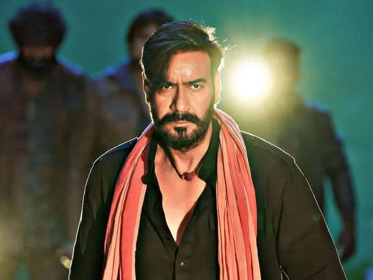 ajay-devgans-iconic-dance-moves-viral-on-social-media-made-fans-crazy-recent-song-pehla-tu-duja-tu-got-a-lot-of-fame How Ajay Devgan’s Iconic Dance Moves Went Viral on Social Media and Turned Netizens into Dance Floor Legends - Photo Gallery