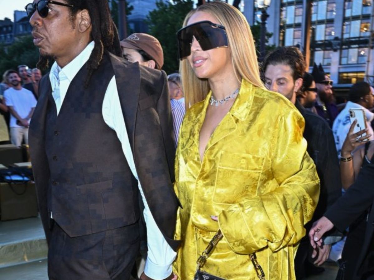 7-times-beyonce-slayed-every-glam-look-that-broke-style-meter 7 Times Beyoncé Slayed Every Glam Look That Broke Style Meter - Photo Gallery