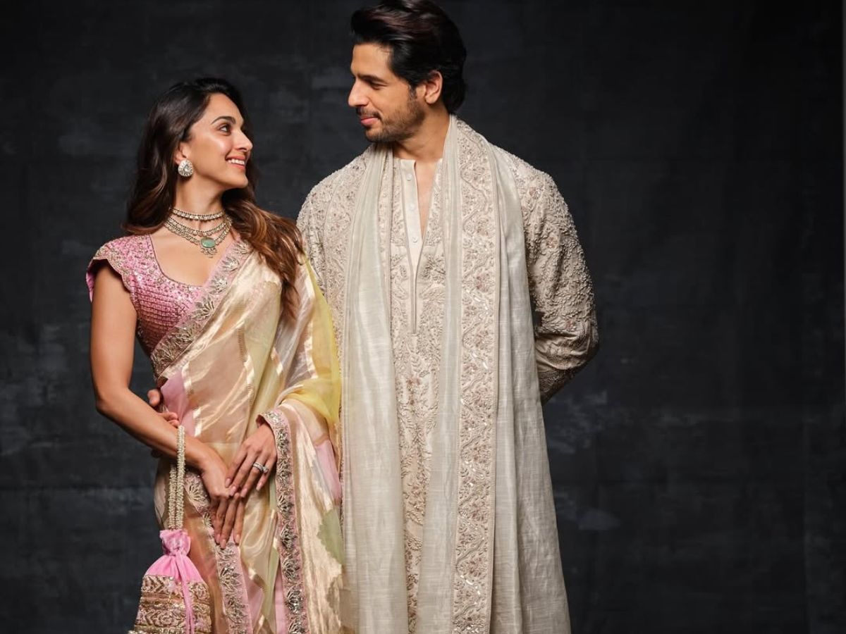 from-shershaah-to-soulmates-unseen-pictures-of-kiara-advani-and-sidharth-malhotra-perfect-pair-on-and-off-the-red-carpet From “Shershaah” to Soulmates: Unseen Pictures of Kiara Advani and Sidharth Malhotra Perfect Pair On and Off The Red Carpet - Photo Gallery