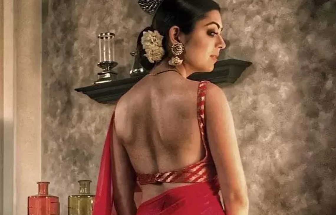 stars-of-indian-television-who-look-breathtaking-in-fashionable-sarees Stars of Indian television who look breathtaking in fashionable sarees. - Photo Gallery