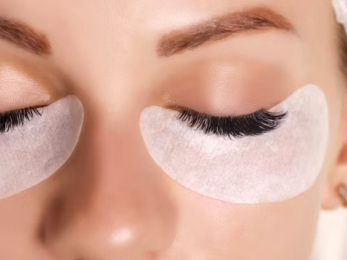 how-to-grow-long-lush-lashes-at-home-6-simple-ways How to Grow Long, Lush Lashes at Home: 6 Simple Ways - Photo Gallery