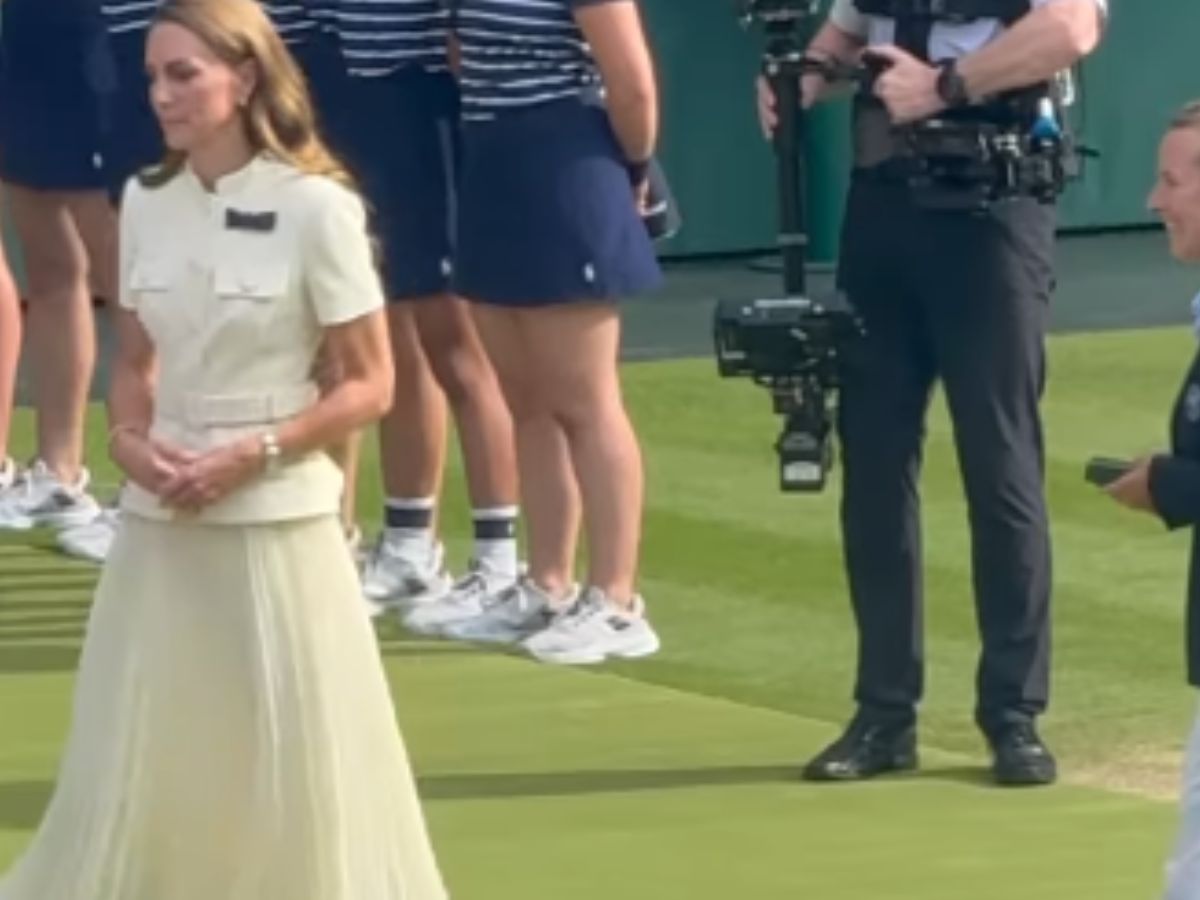 urvashi-rautelas-fashion-moment-at-wimbledon-2025-leaves-the-internet-in-splits Urvashi Rautela’s fashion moment at Wimbledon 2025 leaves the internet in splits - Photo Gallery