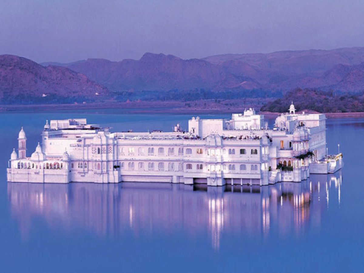 top-five-heritage-hotels-in-rajasthan-for-royal-weddings-in-pics Top Heritage Hotels for Royal Weddings - Photo Gallery