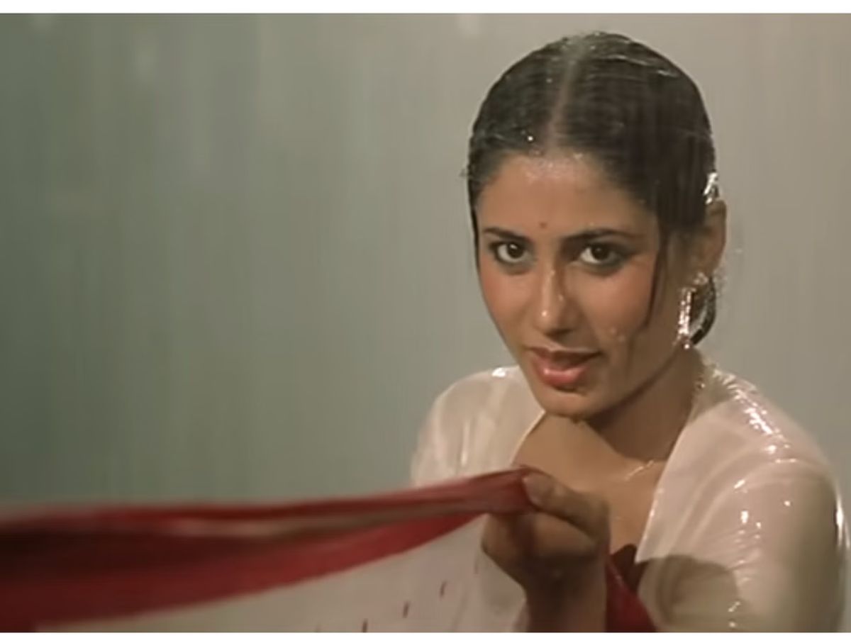 From Mandakini to Vidya Balan: 7 Unforgettable Moments When Actresses In Wet White sarees Captivated The Silver Screen - Photo Gallery
