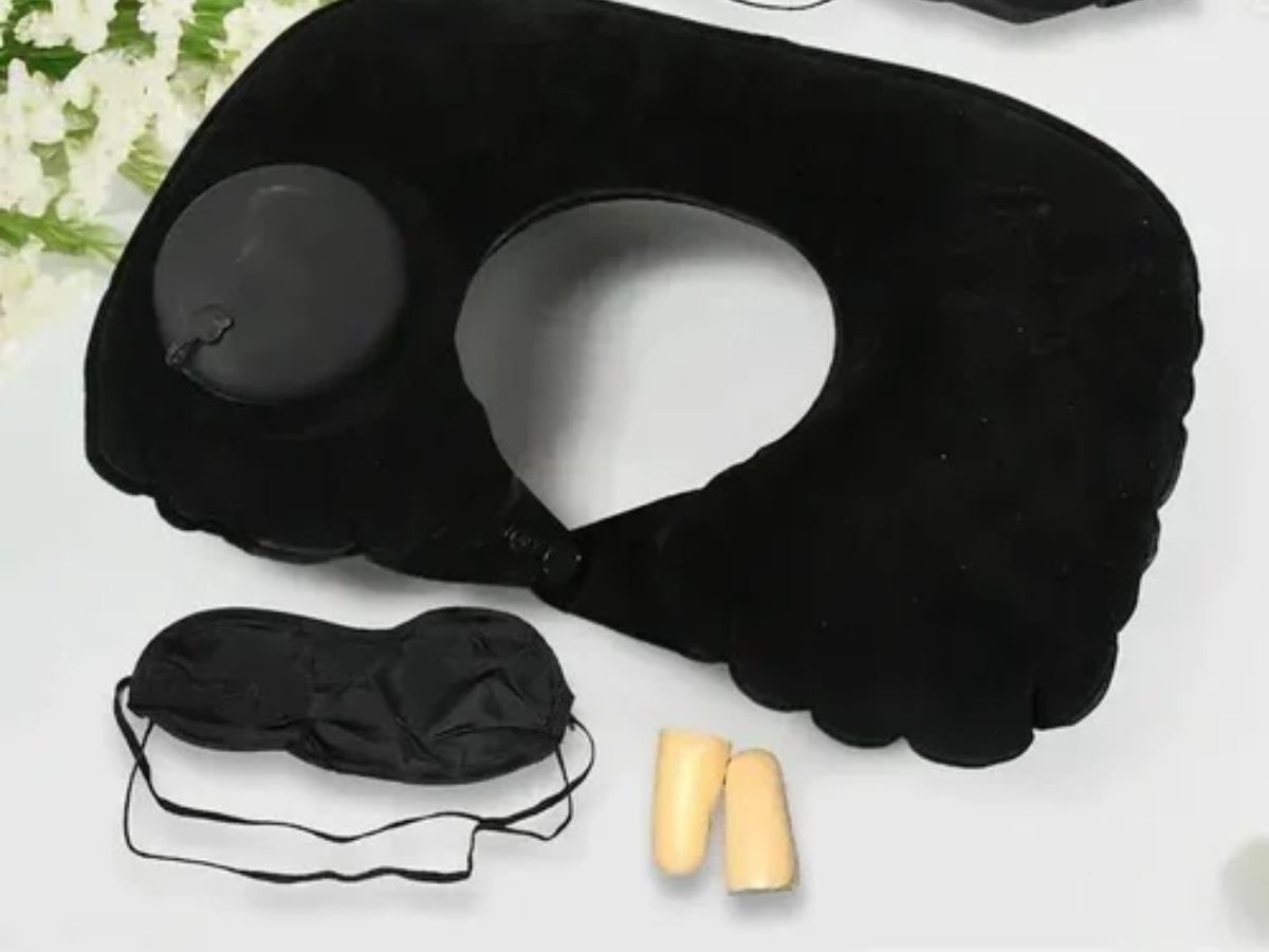 6-must-have-travel-essentials-accessories-every-woman-needs-for-a-perfect-trip 6 Must-Have Travel Essentials & Accessories Every Woman Needs for a Perfect Trip - Photo Gallery