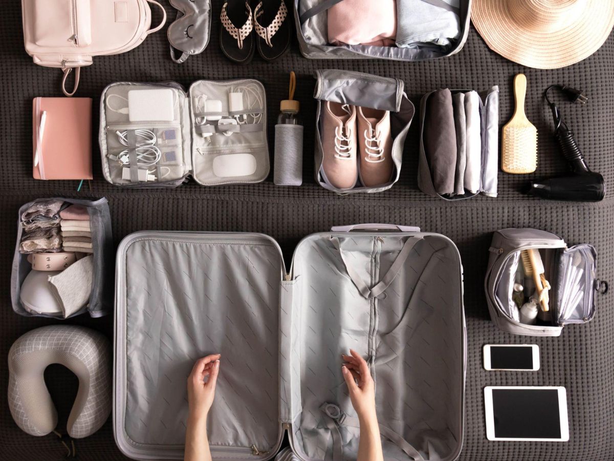 6-must-have-travel-essentials-accessories-every-woman-needs-for-a-perfect-trip 6 Must-Have Travel Essentials & Accessories Every Woman Needs for a Perfect Trip - Photo Gallery