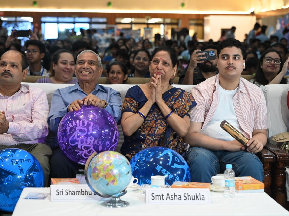 Parents Proud of son, Shubhanshu Shukla (Image Credit- X) - Photo Gallery