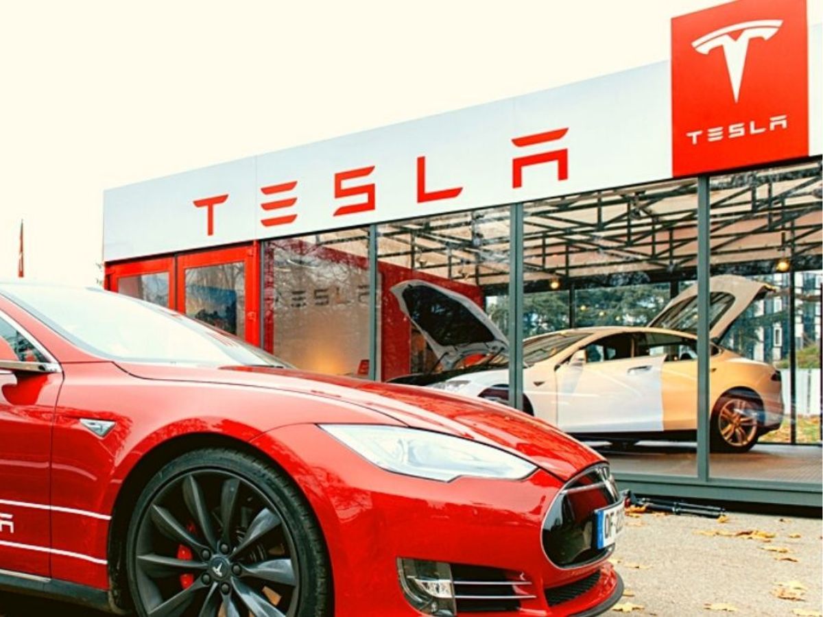 tesla-india-showroom-how-model-3-y-stack-up-against-audi-bmw-mercedes-evs Tesla India Showroom: How Model 3 & Y Stack Up Against Audi, BMW & Mercedes EVs - Photo Gallery