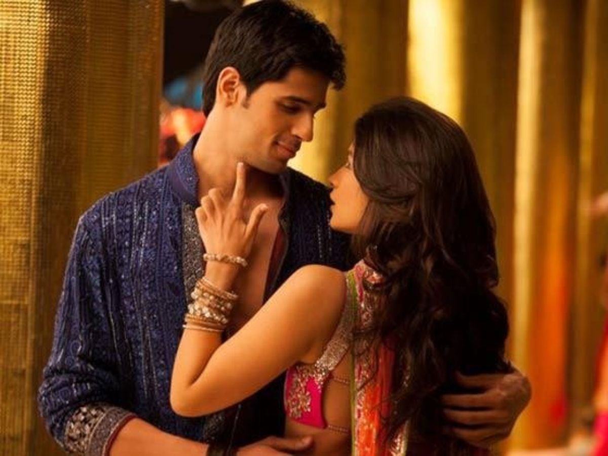 siddharth-malhotra-hot-movies-you-must-watch-this-bollywood-celebrity Siddharth Malhotra Superhit Movies You Must Watch - Photo Gallery