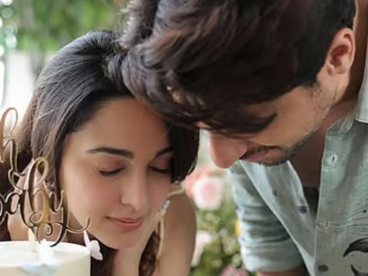 kiara-advanis-baby-bump-moments-that-stole-the-spotlight-reflecting-style-and-confidence Kiara Advani’s Baby Bump Moments That Stole The Spotlight: Reflecting Style and Confidence - Photo Gallery