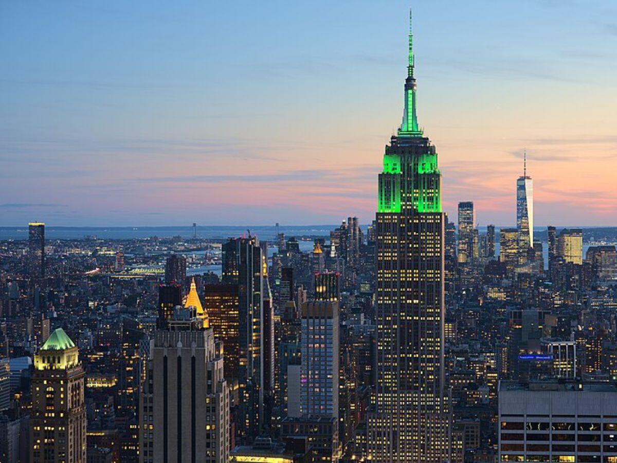 skyline-giants-top-7-cities-with-the-highest-number-of-skyscrapers Skyline Giants: Top 7 Cities With the Highest Number of Skyscrapers - Photo Gallery