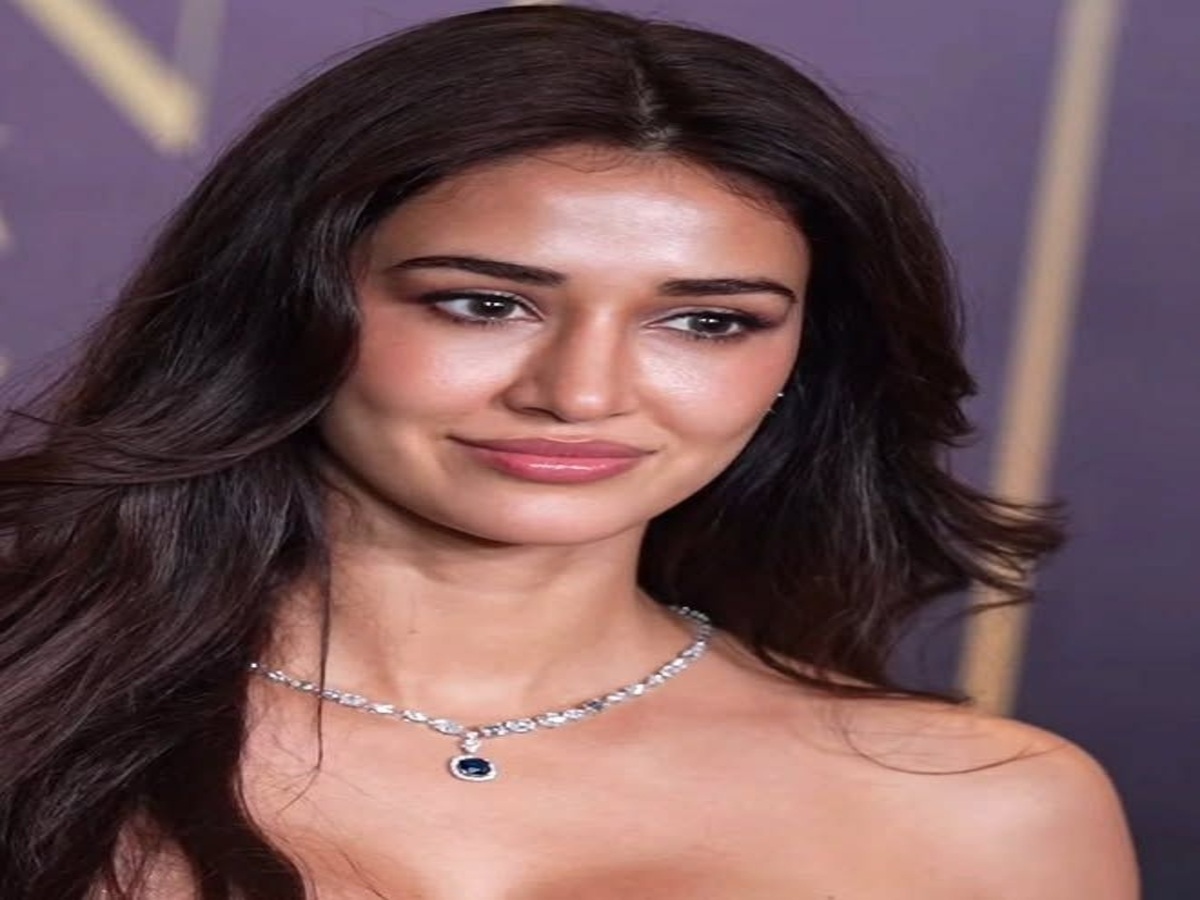 actresses-speak-out-responses-to-show-more-skin-demands Actresses Speak Out: Responses to ‘Show More Skin’ Demands - Photo Gallery