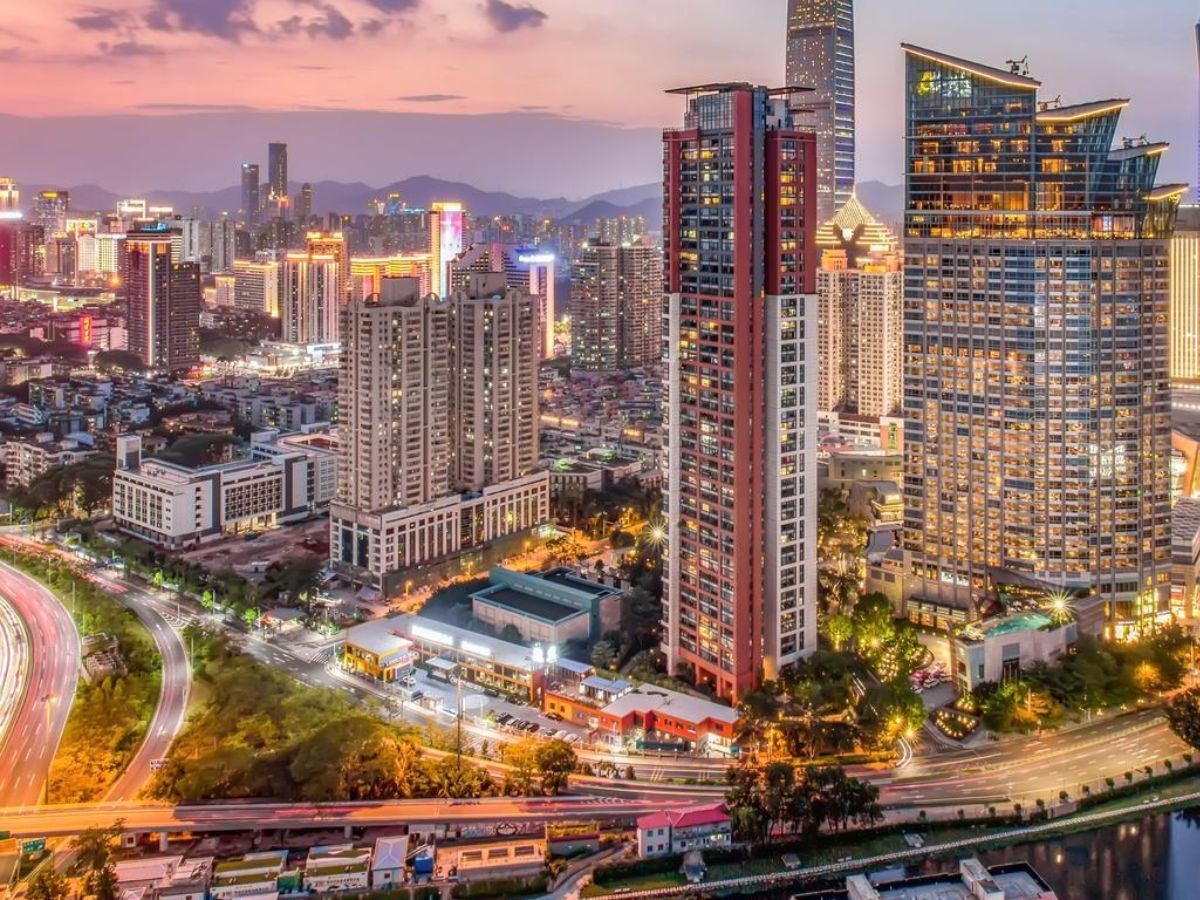 skyline-giants-top-7-cities-with-the-highest-number-of-skyscrapers Skyline Giants: Top 7 Cities With the Highest Number of Skyscrapers - Photo Gallery