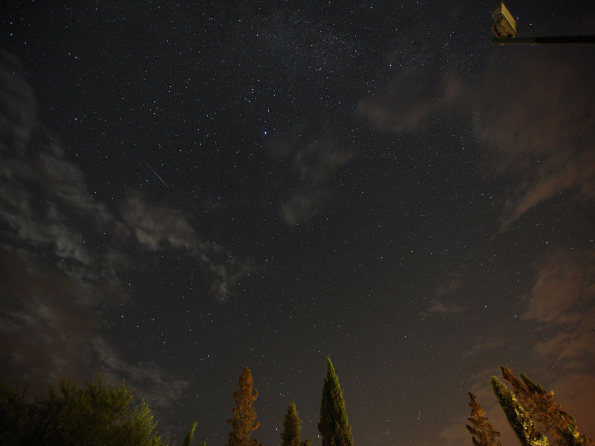 perseids-meteor-shower-2025-when-and-where-to-see-100-shooting-stars Perseids Meteor Shower 2025: When and Where to See 100 Shooting Stars - Photo Gallery