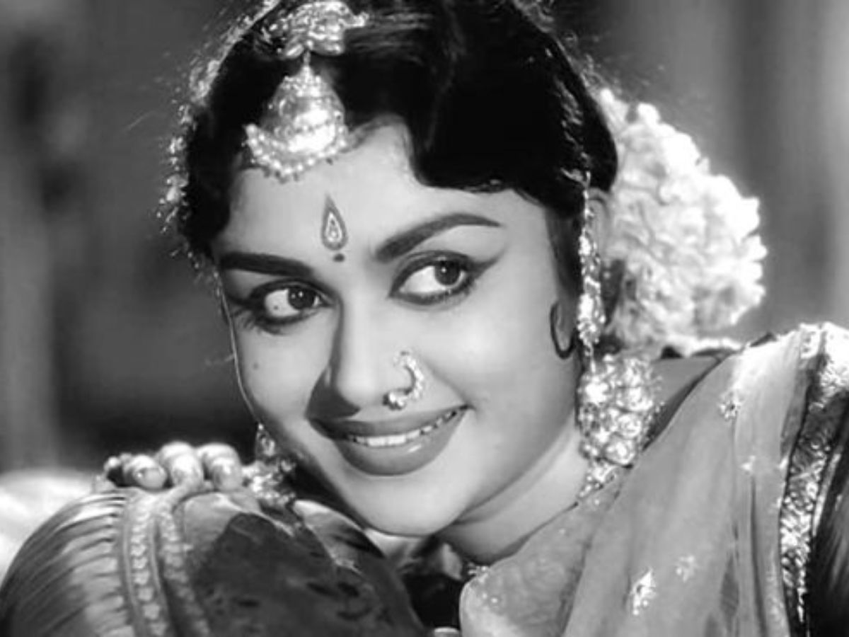 legendary-actress-b-saroja-devi-dies-from-padma-bhushan-to-ntr-award-all-her-major-honours B Saroja Devi Dies: From Padma Bhushan to NTR Award, All Her Major Honours - Photo Gallery