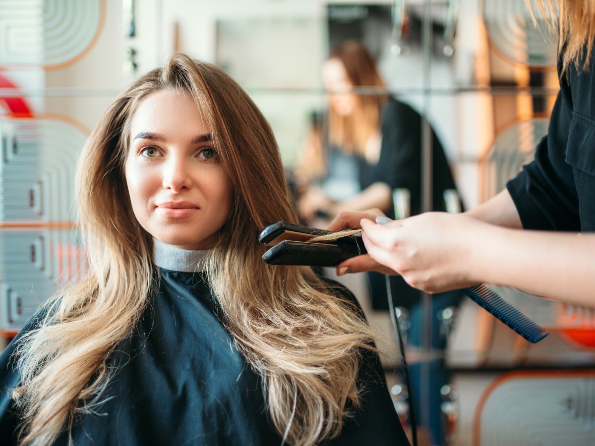 why-you-should-never-brush-wet-hair Why You Should Never Brush Wet Hair? - Photo Gallery