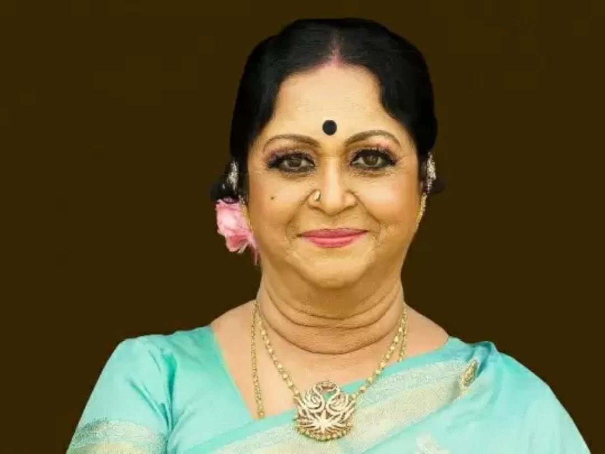 7-blockbuster-films-that-made-b-saroja-devi-a-south-indian-screen-legend 7 Blockbuster Films That Made B. Saroja Devi a South Indian Screen Legend - Photo Gallery