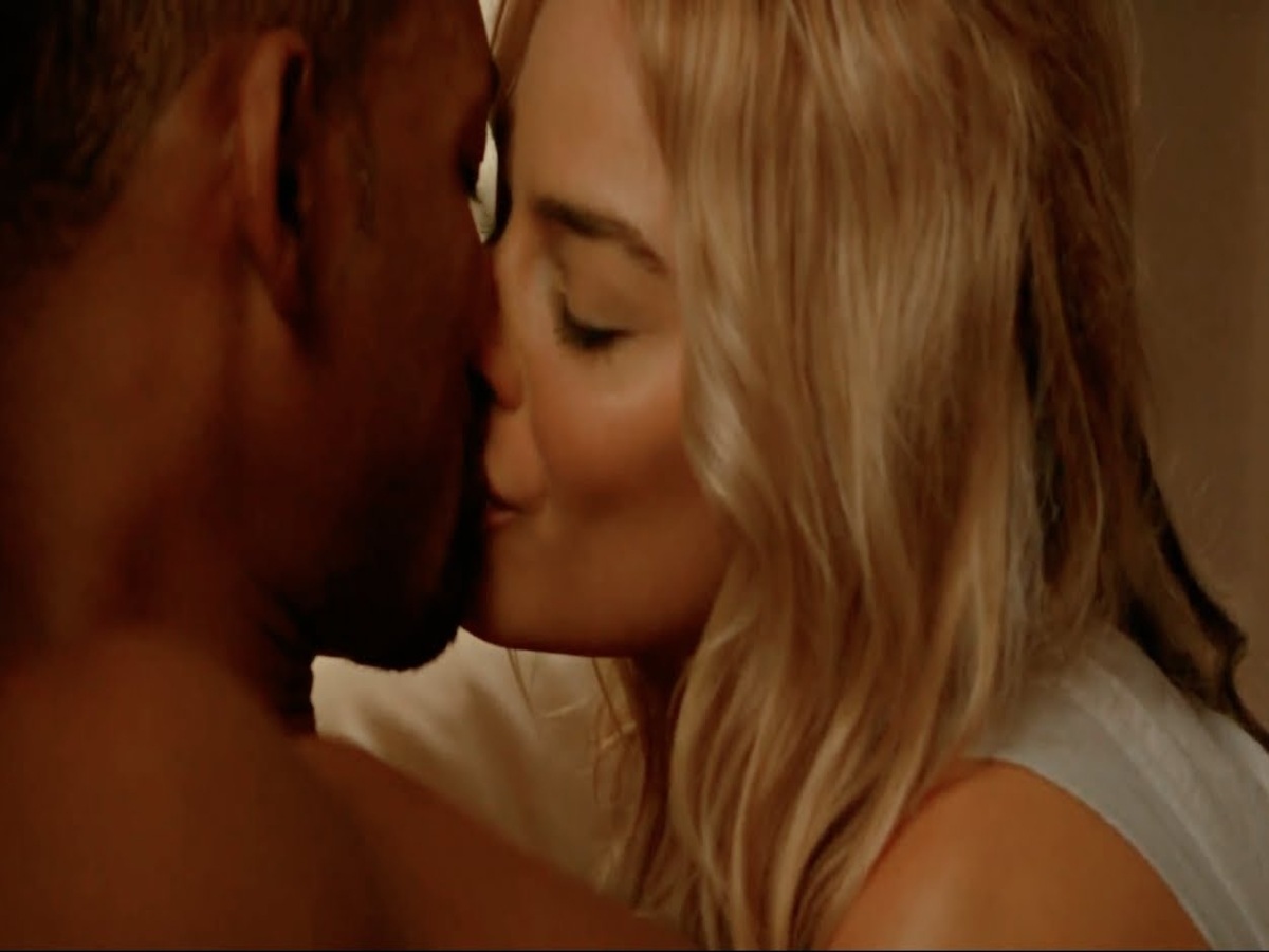sexiest-moments-of-margot-robbie-in-movies-that-hollywood-has-ever-seen Sexiest Moments of Margot Robbie in Movies That Hollywood Has Ever Seen - Photo Gallery