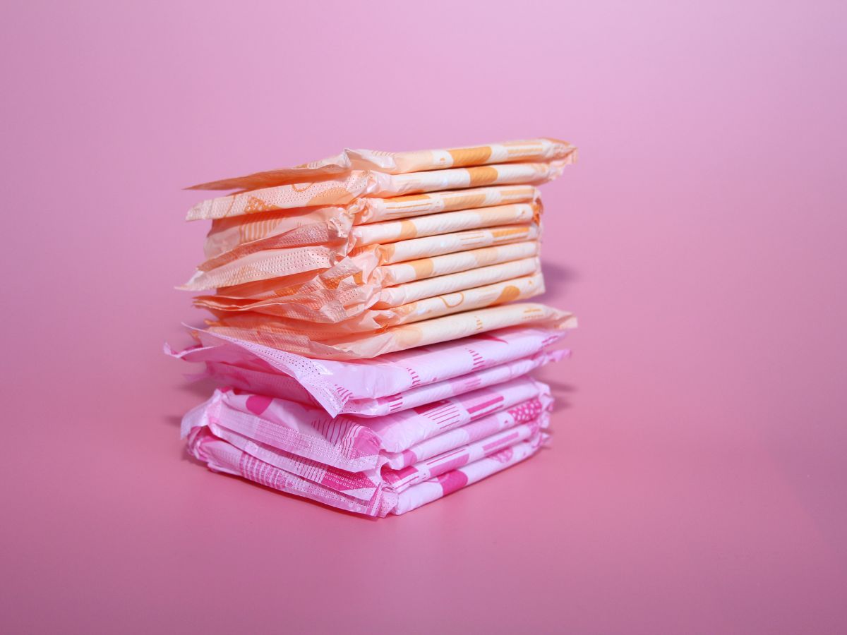 7 Monsoon Hygiene Essentials Every Office-Going Woman Must Carry - Photo Gallery