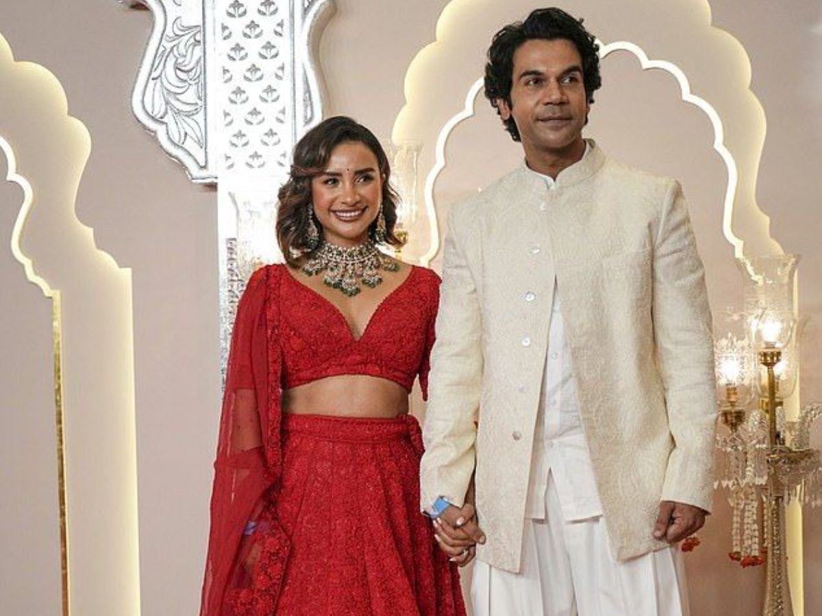 see-cute-photos-of-couple-who-is-expecting-a-child-rajkumar-rao-and-patralekha-effortlessly-radiates-charm-and-affection-in-every-snapshot See Cute Photos Of Couple Who Is Expecting A Child? Rajkumar Rao and Patralekha