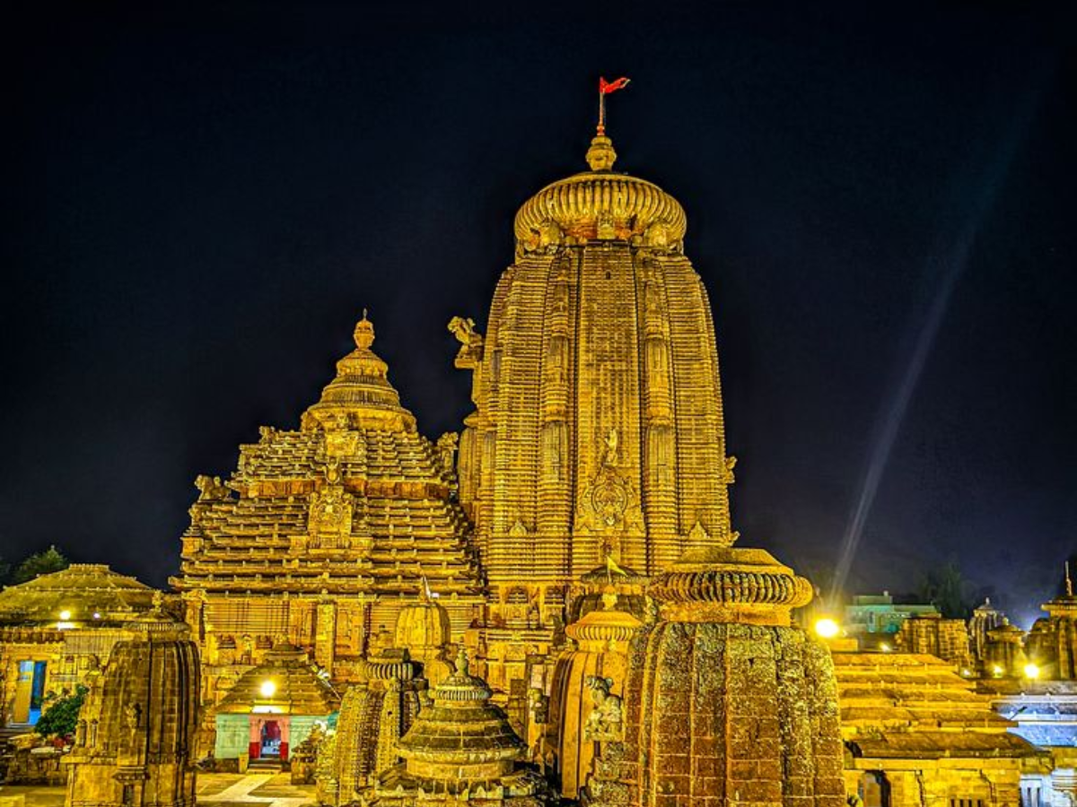 sawan-2025-in-pics-here-are-the-list-of-temples-you-must-visit-this-monsoon Image Credit - Pinterest - Photo Gallery