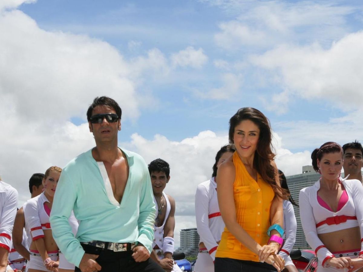 ajay-devgan-son-of-sardaar-2-dance-steps-made-it-to-the-meme-world-tap-to-see-more-of-his-awkward-dances Ajay Devgan Son of Sardaar 2 Dance Steps Made It To The Meme World; Tap To See More Of His Awkward Dances - Photo Gallery