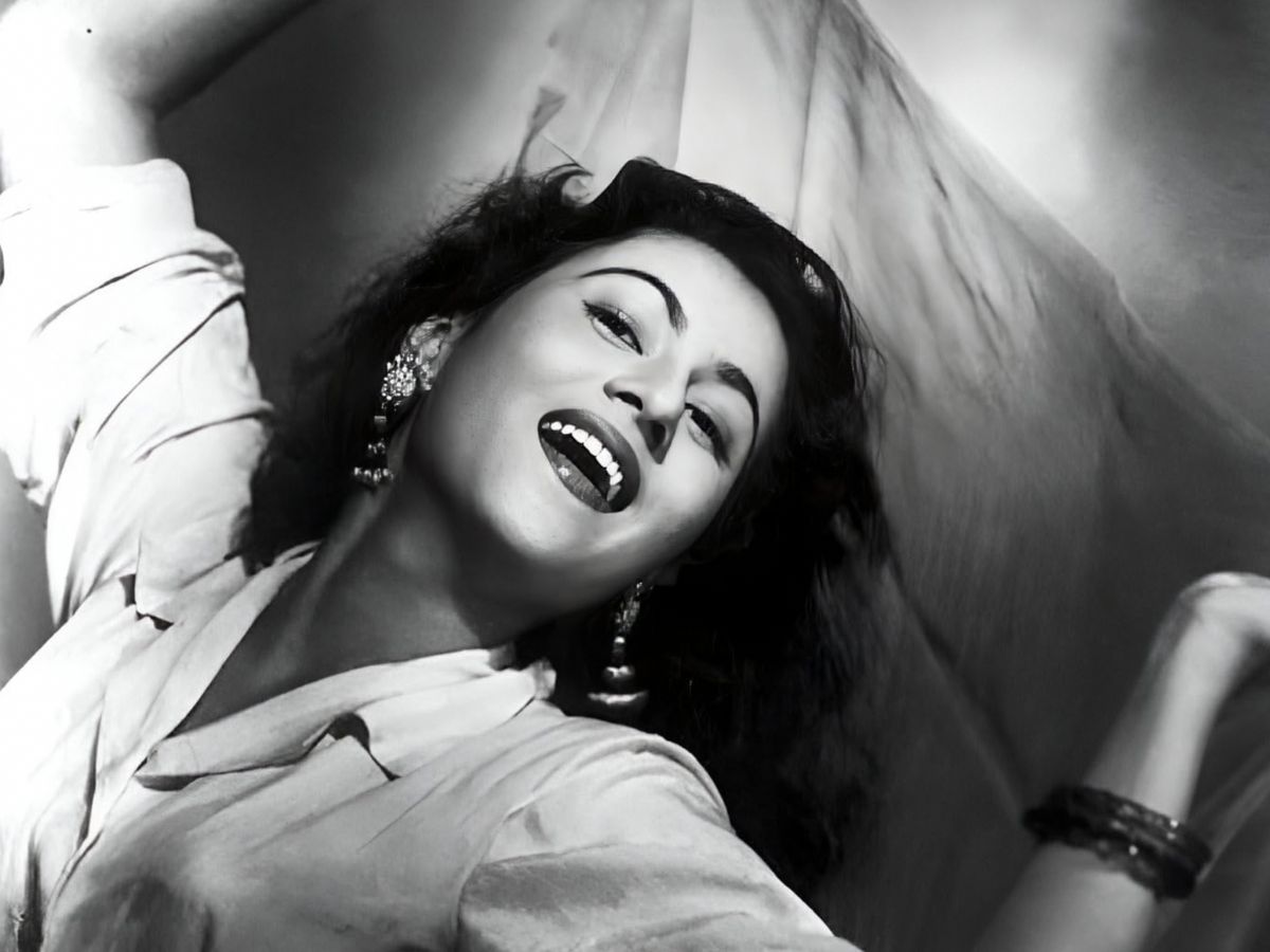 madhubala-forever-10-stunning-looks-of-the-venus-of-indian-cinema-in-pics Image Credit- IMDb - Photo Gallery