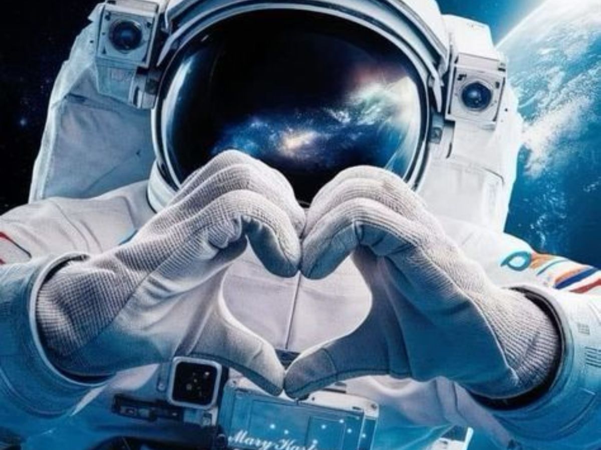 astronauts-drink-their-own-urine-in-space-tap-to-know-more Astronauts Drink Their Own Urine In Space? Tap To Know More - Photo Gallery