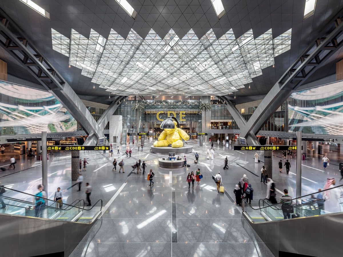 top-7-best-airports-for-dining-in-2025-global-hubs-serving-gourmet-meals-beyond-expectations Top 7 Best Airports for Dining in 2025: Global Hubs Serving Gourmet Meals Beyond Expectations - Photo Gallery