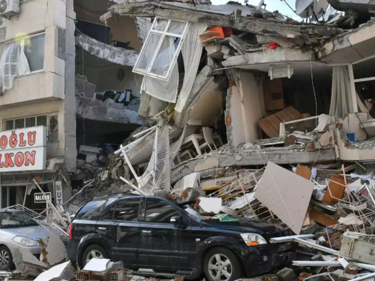 delhis-7-most-powerful-earthquakes-historic-shakes-that-rattled-the-capital-over-time Delhi’s 7 Most Powerful Earthquakes: Historic Shakes That Rattled the Capital Over Time - Photo Gallery