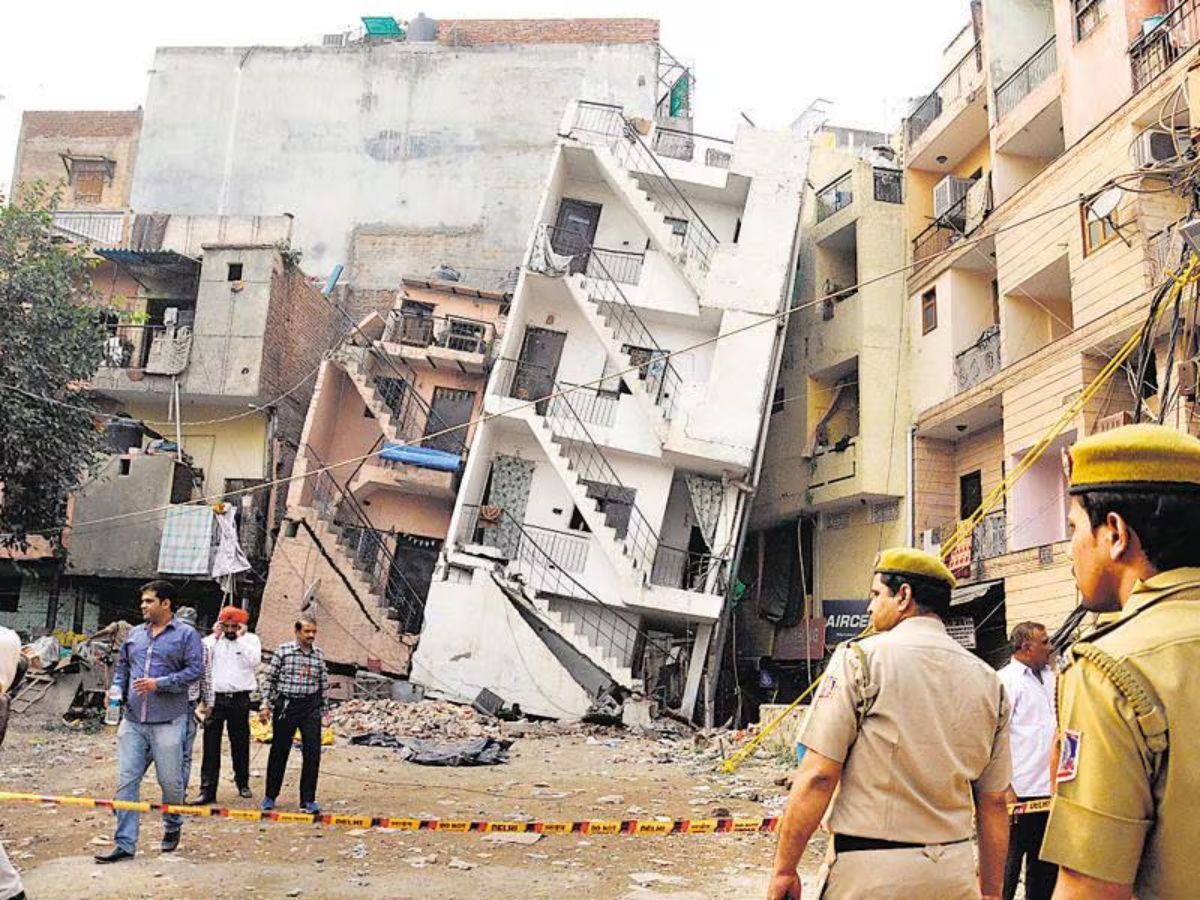 delhis-7-most-powerful-earthquakes-historic-shakes-that-rattled-the-capital-over-time Delhi’s 7 Most Powerful Earthquakes: Historic Shakes That Rattled the Capital Over Time - Photo Gallery
