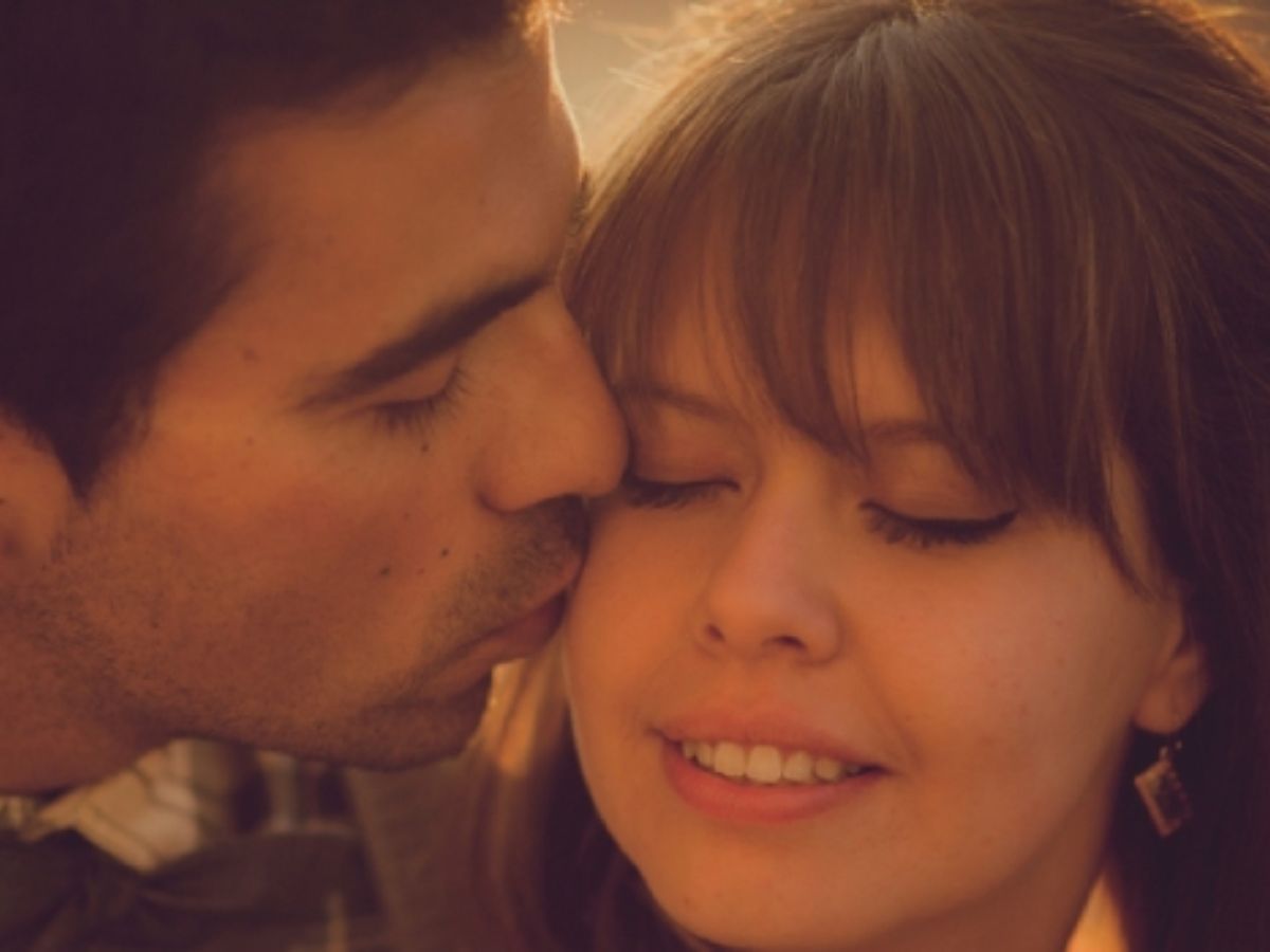 7-subtle-signs-of-emotional-manipulation-theyre-beside-you-yet-make-you-feel-completely-alone 7 Subtle Signs of Emotional Manipulation: They’re Beside You Yet Make You Feel Completely Alone - Photo Gallery