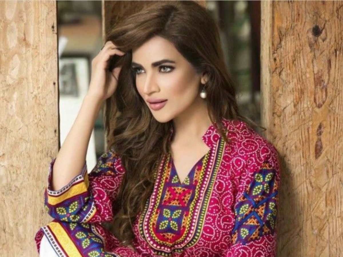 in-the-memory-of-humaira-asghar-iconic-roles-and-artistic-legacy-her-powerful-performances-in-tevelision-drama In The Memory Of Humaira Asghar: Iconic Roles and Artistic Legacy - Photo Gallery