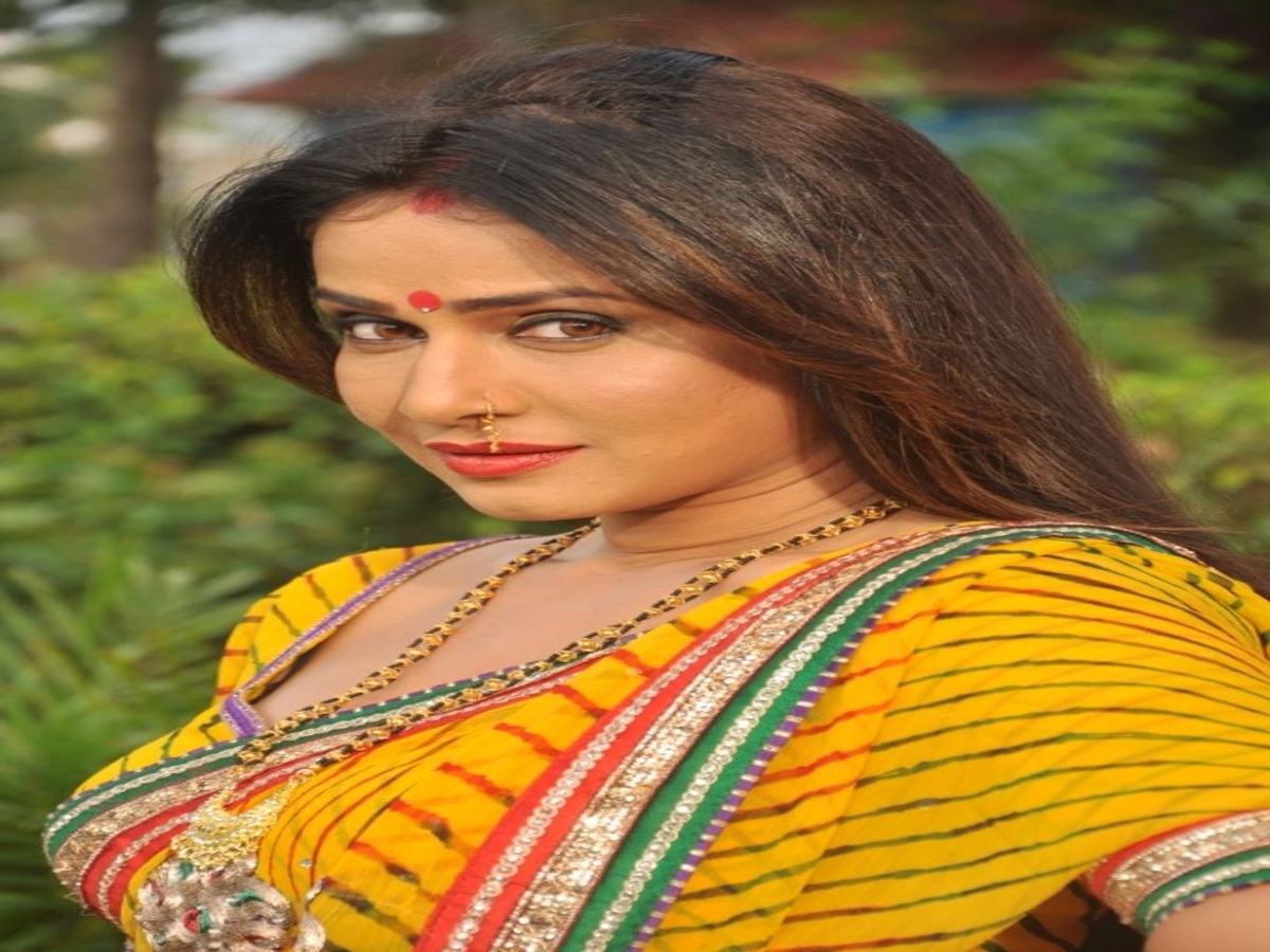 5-leading-bhojpuri-actresses-renowned-for-their-sensational-performances 5 Leading Bhojpuri Actresses Renowned for Their Sensational Performances - Photo Gallery