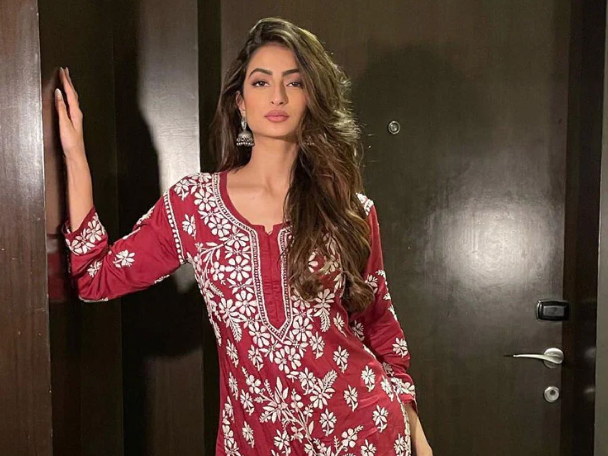 palak-tiwari-7-kurti-styles-a-fashion-disaster-fashionistas-are-shook Palak Tiwari 7 Kurti Styles a Fashion Disaster: Fashionistas Are Shook - Photo Gallery