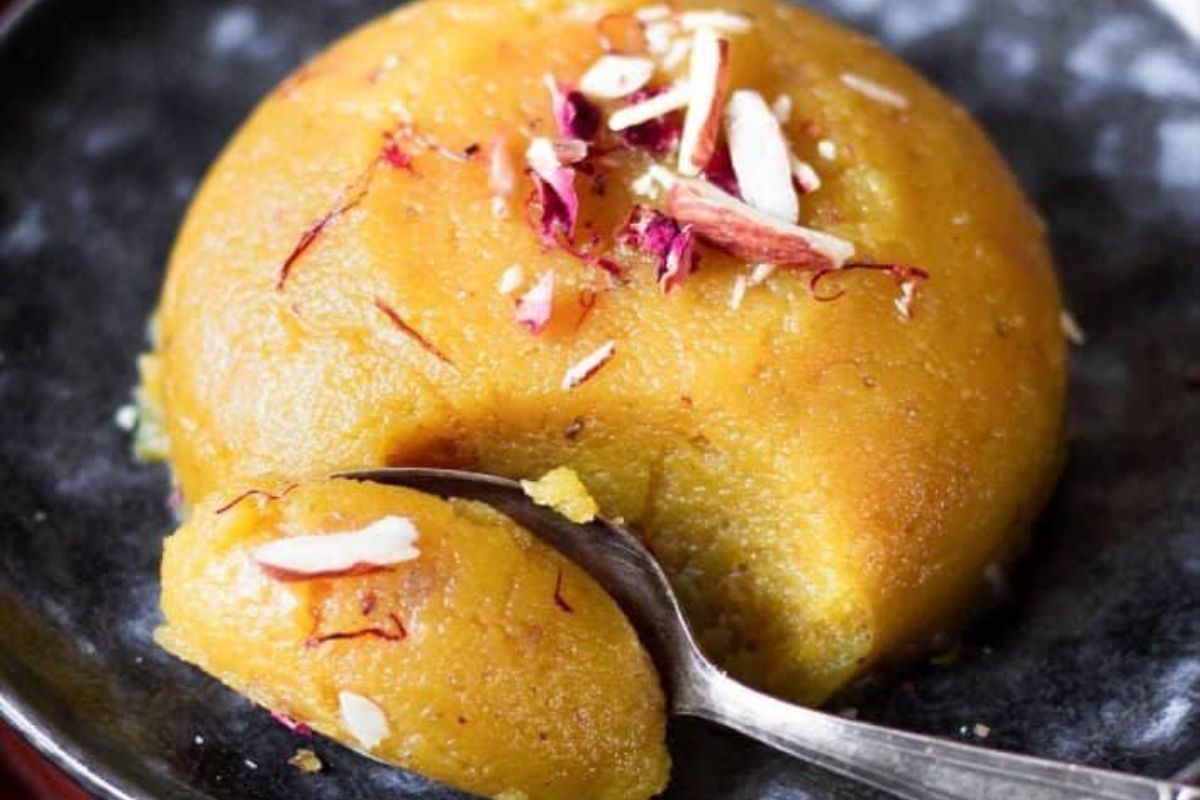 7-types-of-halwa-you-can-make-at-home 7 Types Of Halwa You Can Make At Home - Photo Gallery