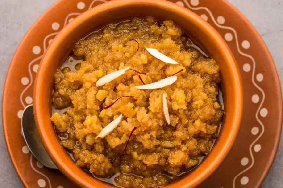 7-types-of-halwa-you-can-make-at-home 7 Types Of Halwa You Can Make At Home - Photo Gallery
