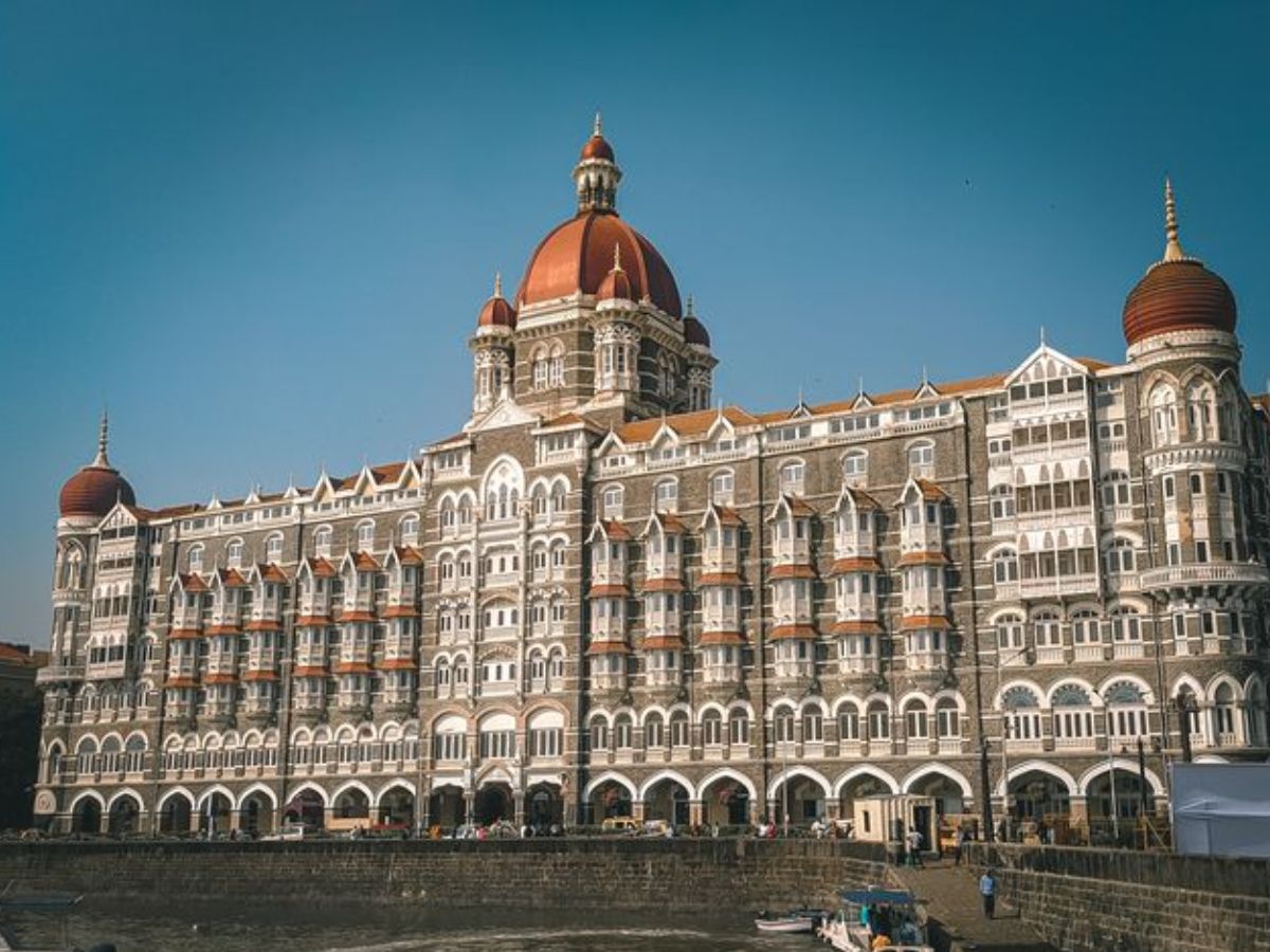 8-stunning-historical-monuments-in-india-where-you-can-stay-from-palaces-to-forts-and-where-history-meets-hospitality 8 Stunning Historical Monuments In India Where You Can Stay: From Palaces To Forts and Where History Meets Hospitality - Photo Gallery