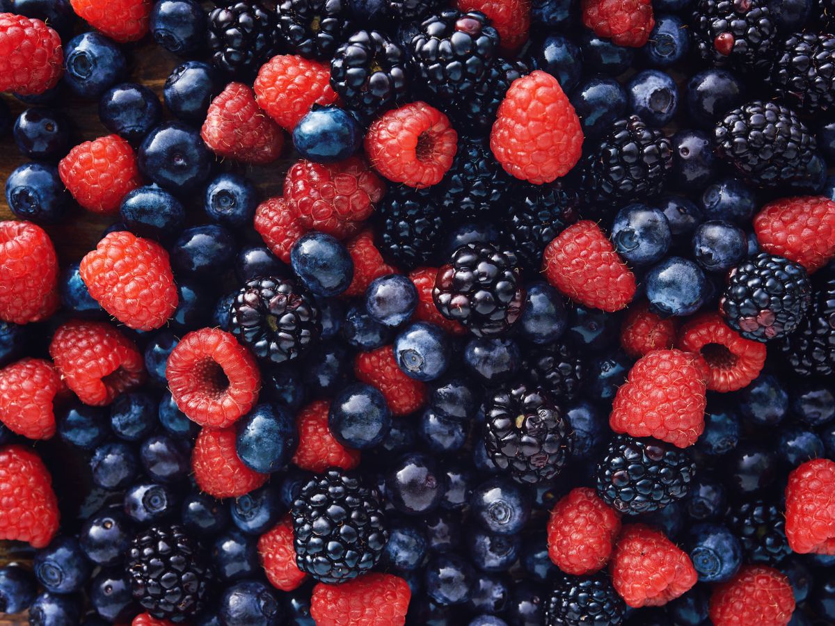 6-belly-fat-fighting-foods-every-woman-in-perimenopause-should-eat-on-repeat 6 Belly-Fat-Fighting Foods Every Woman in Perimenopause Should Eat on Repeat - Photo Gallery
