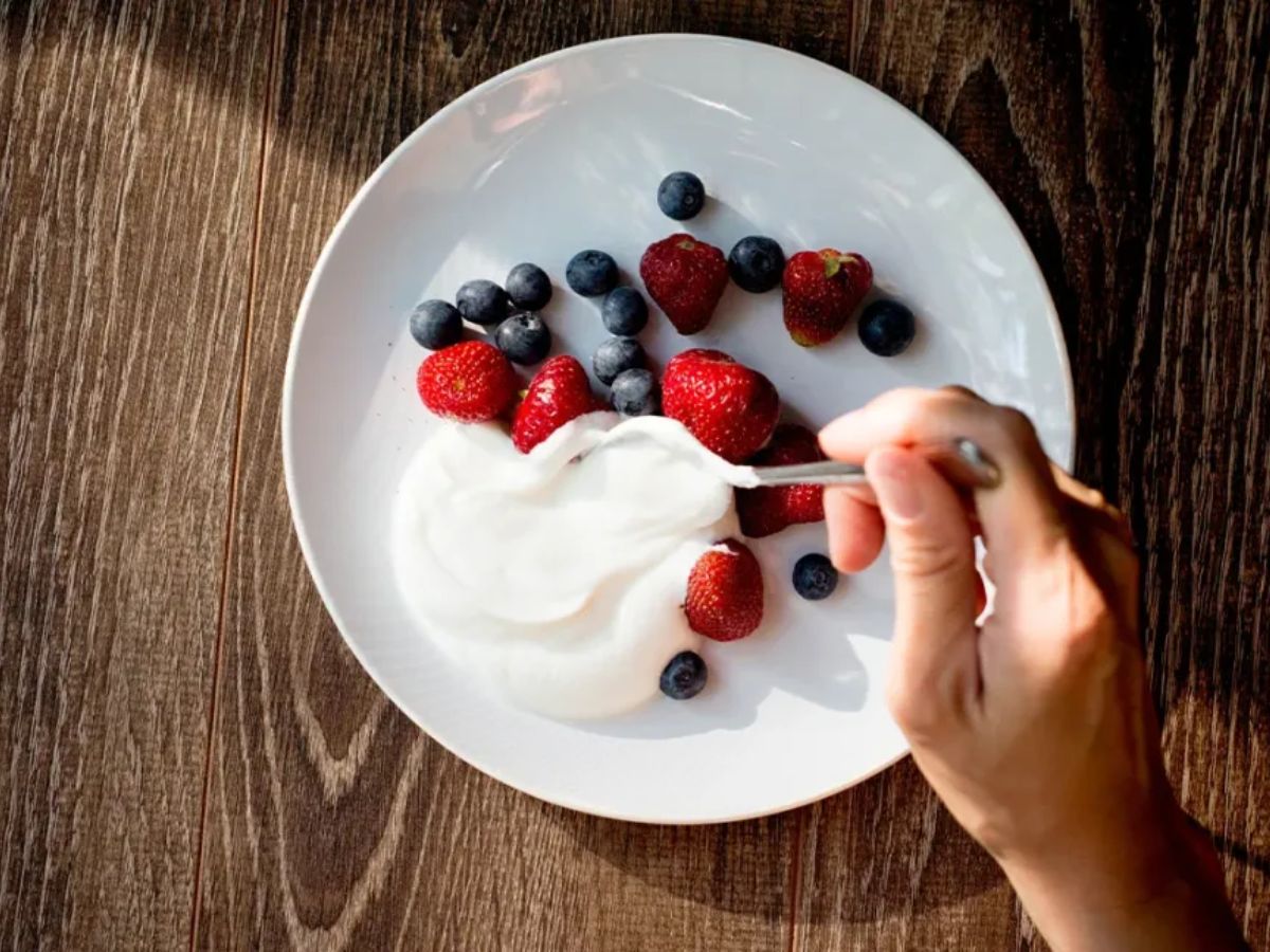 6-belly-fat-fighting-foods-every-woman-in-perimenopause-should-eat-on-repeat 6 Belly-Fat-Fighting Foods Every Woman in Perimenopause Should Eat on Repeat - Photo Gallery