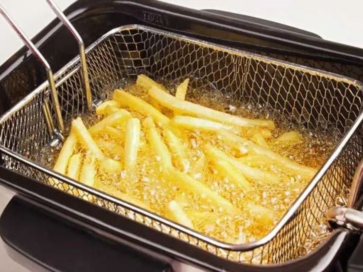 in-pics-five-foods-that-secretly-mess-with-your-sleep Oily fats can upset your body (Image Credit- Pinterest) - Photo Gallery