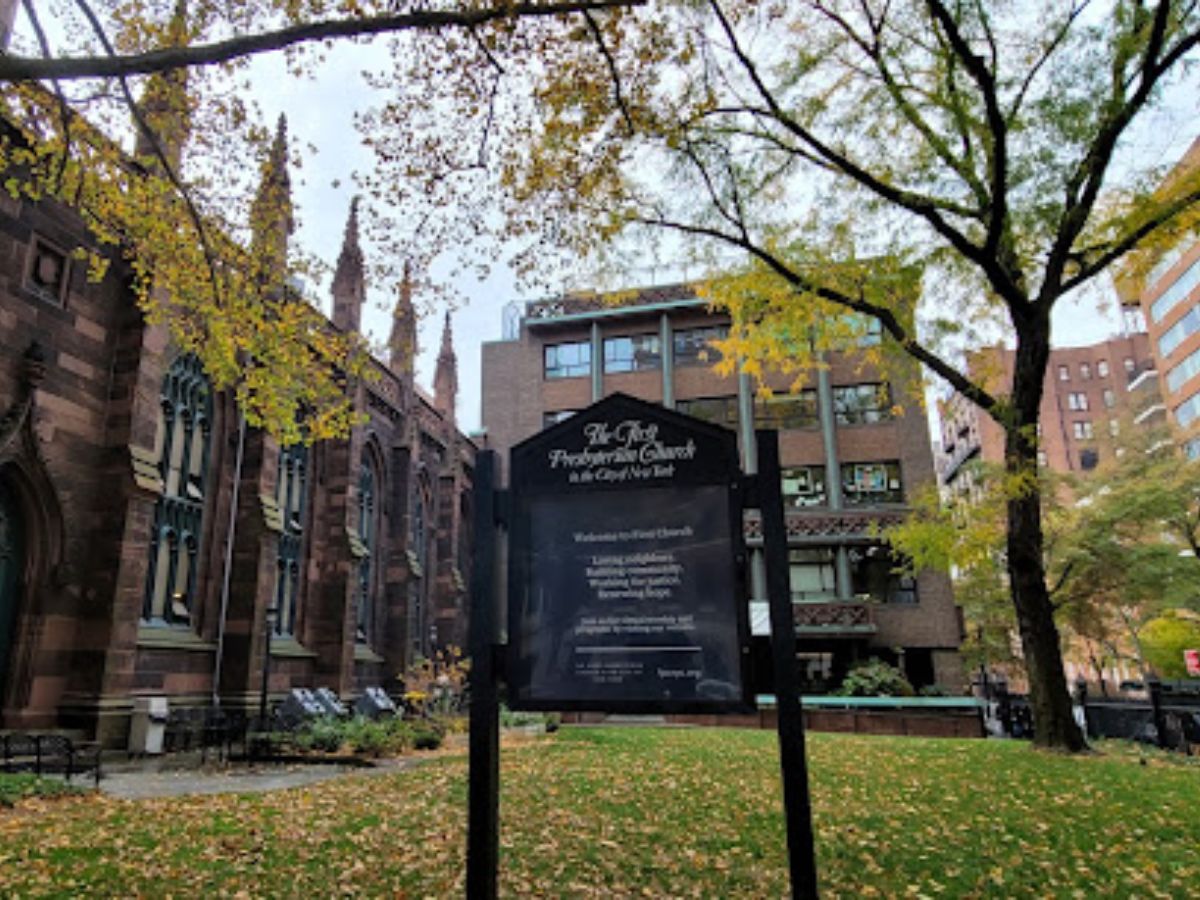 top-7-fashion-schools-in-the-world-that-shape-future-style-icons-industry-leaders Top 7 Fashion Schools in the World That Shape Future Style Icons & Industry Leaders - Photo Gallery