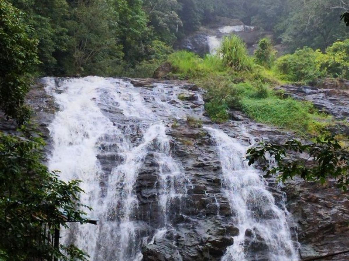 monsoon-magic-best-places-to-visit-in-south-india-during-the-rainy-season pic credit Pinterest - Photo Gallery
